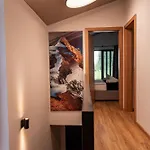 Max Relax Summercard Included In-ski Out Шале