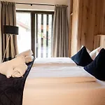 Max Relax Summercard Included In-ski Out Целль-ам-Зеє