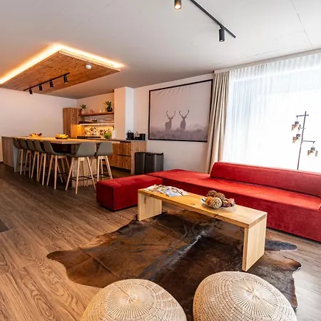 Max Relax Summercard Included In-ski Out Chalet *