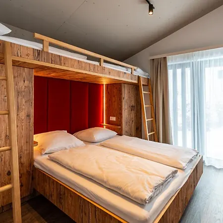 Chalet Max Relax Summercard Included In-ski Out *