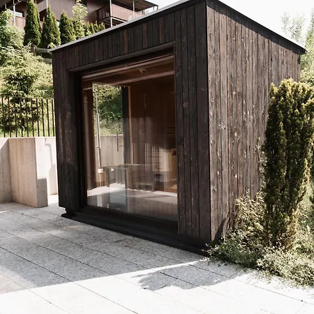 Max Relax Summercard Included In-ski Out