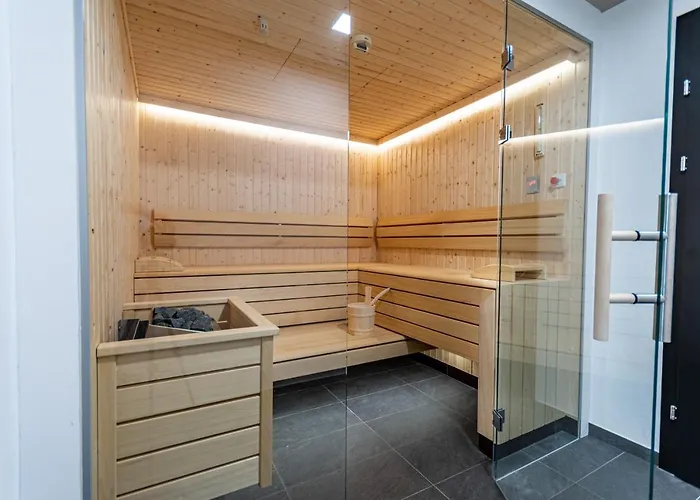 Max Relax Summercard Included In-ski Out *