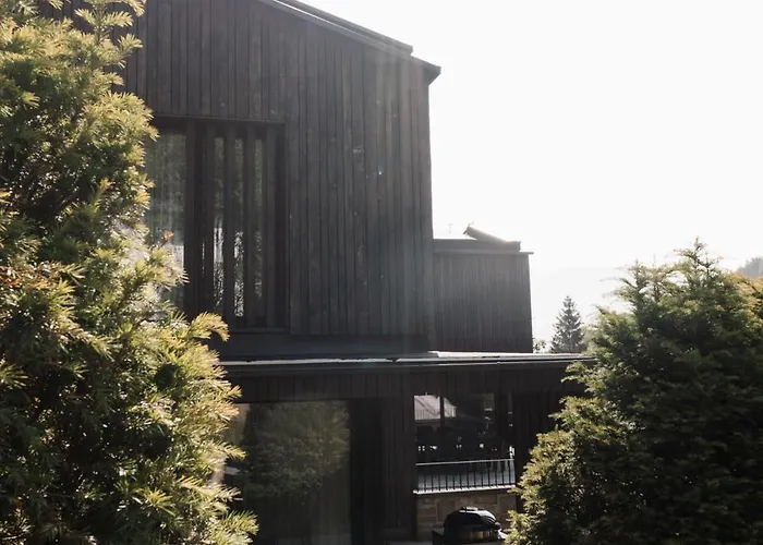 Max Relax Summercard Included In-ski Out