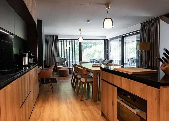 Max Relax Summercard Included In-ski Out *