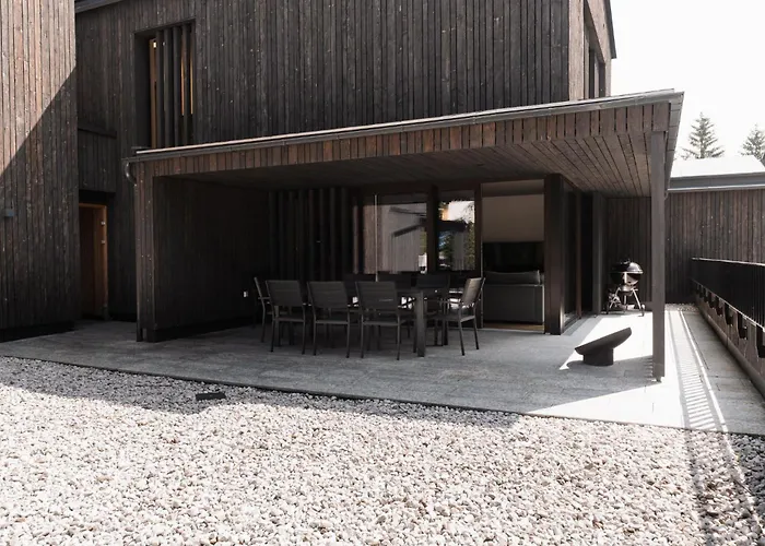 Max Relax Summercard Included In-ski Out Chalet